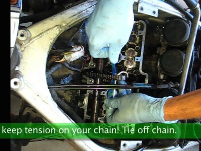Adjust valves ZX6E kawasaki-tie up chain